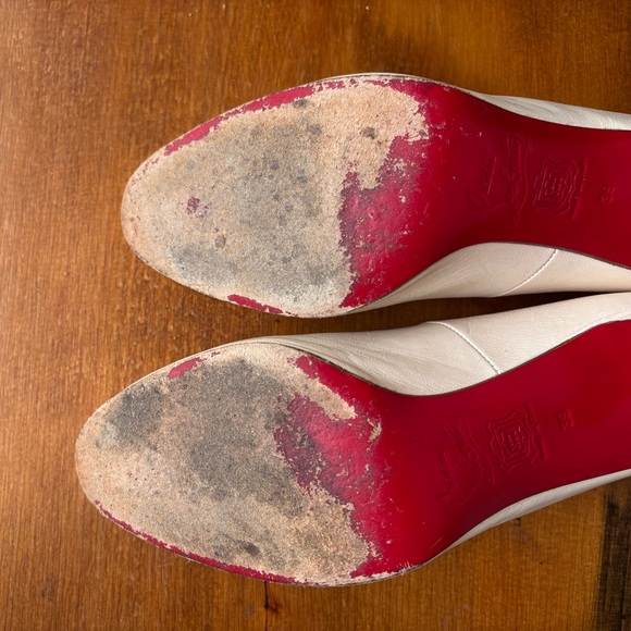 Authentic Louboutin shoes - Picture 4 of 4